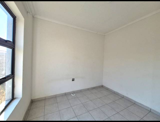 2 BEDROOM HOUSE FOR SALE IN SOUTHERN GATEWAY